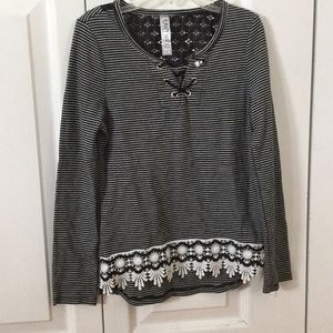 Black and white patterned shirt